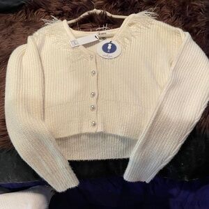 BB Dakota by Steve Madden. Sweater.
